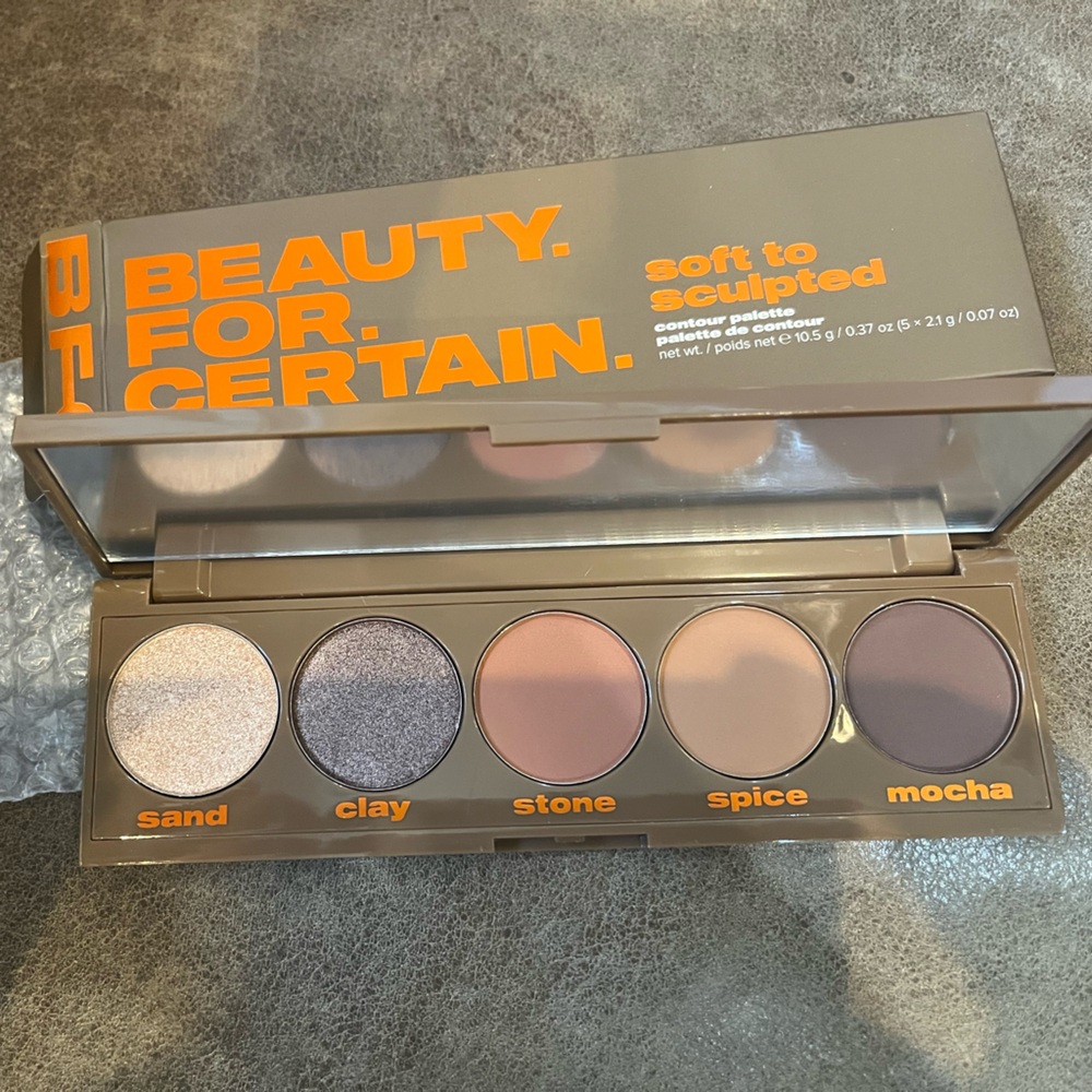 Soft to Sculpted Contour Facial Palette - Sand, Clay, Stone, Spice, Mocha